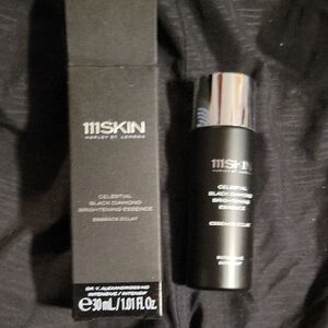 111SKIN Black Diamond Essence with Silver Cap